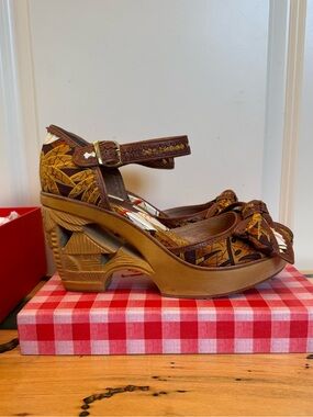Brown Floral Mary Jane Platform Heels with Ankle Strap